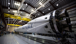 Illustration for article titled Cómo intentará hoy SpaceX el aterrizaje del cohete Falcon 9